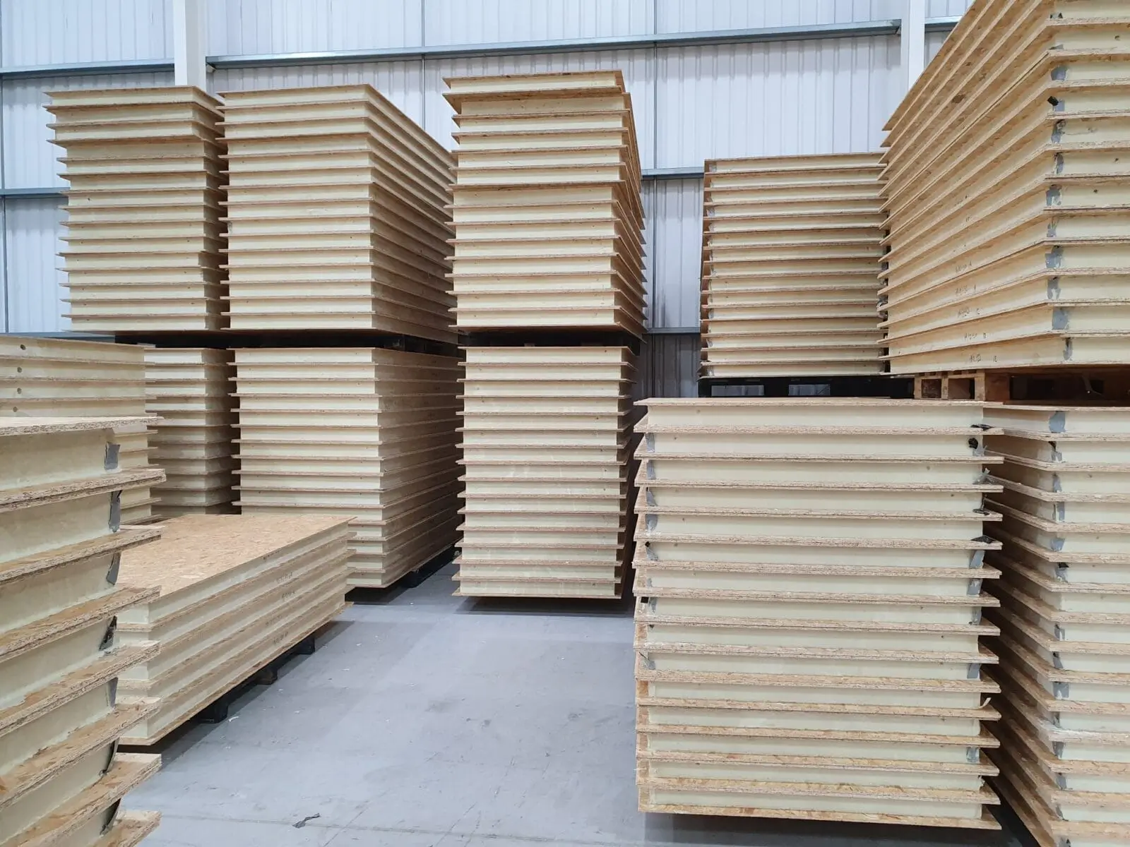 pret panouri SIP 2025